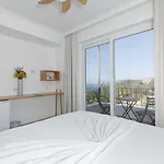 Hideaway Hotel 3*