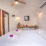 Hideaway Kas