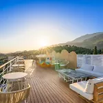 Hideaway Hotel