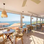 Hotel Hideaway 3*
