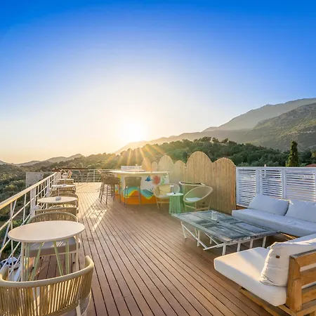 하이드어웨이 호텔