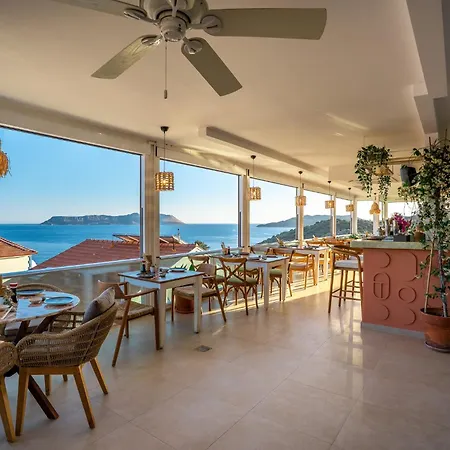 하이드어웨이 3* 카스