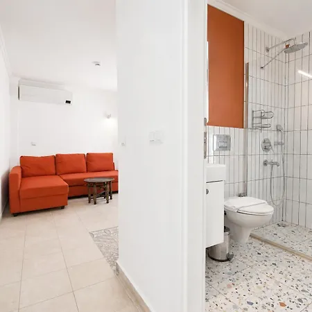 Hideaway Hotel