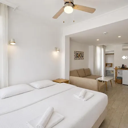 Hideaway 3*